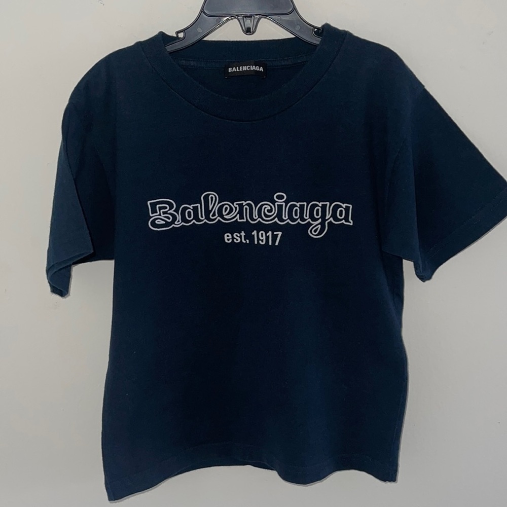 100% AUTHENTIC KIDS BALENCIAGA T SHIRT SIZE 6!!!